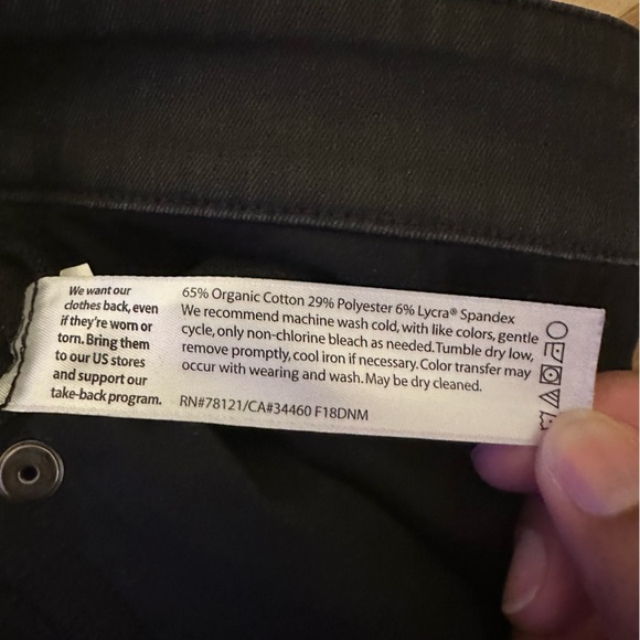 Eileen Fisher Jeans - Picture 2 of 8